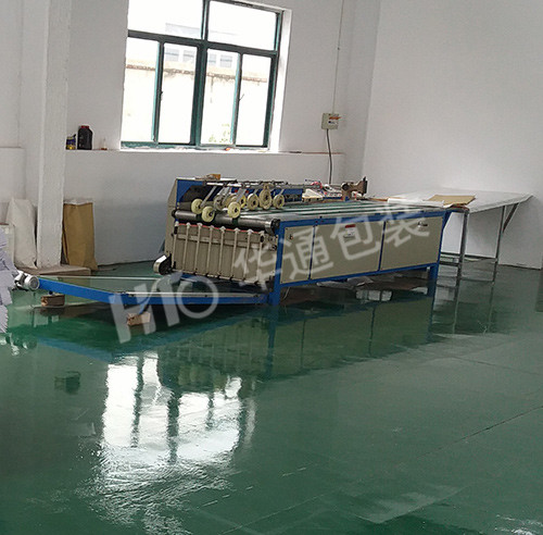 自(zì)動縫紉機(jī)組